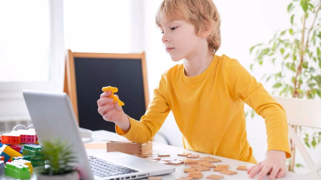 تعليم البرمجة للأطفال